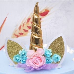 Unicorn horn cake topper